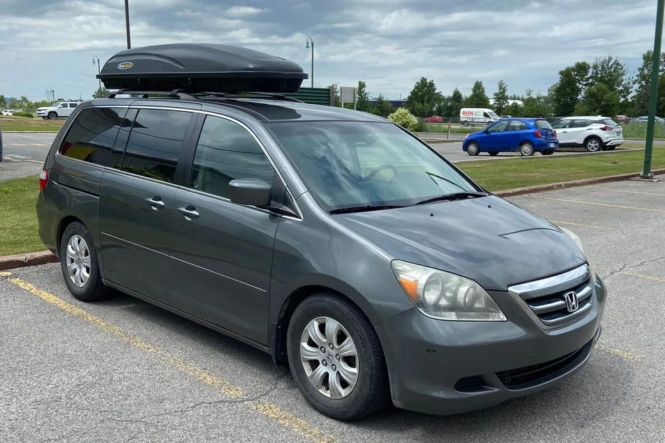 Dolorès la Honda Odyssey