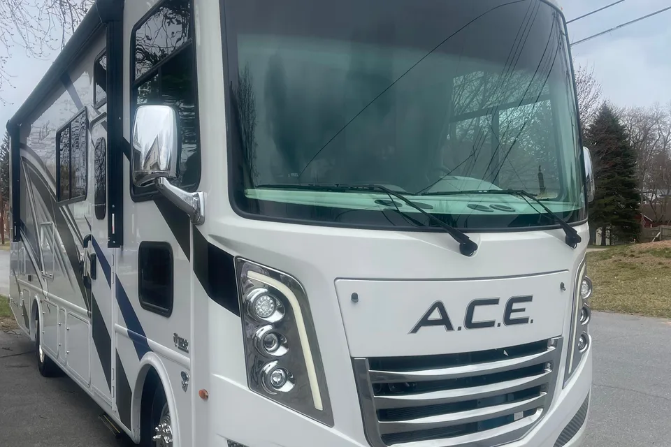 JCs Thor Motor Coach Ace Class A