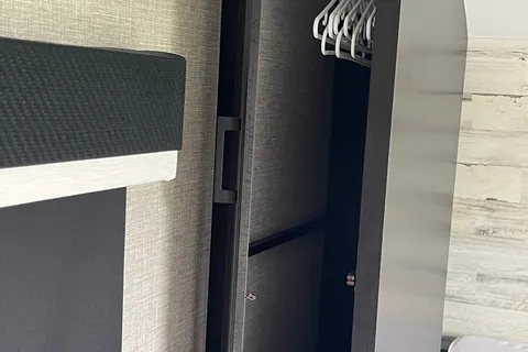 Rachel's Jayco Jay Feather Travel Trailer