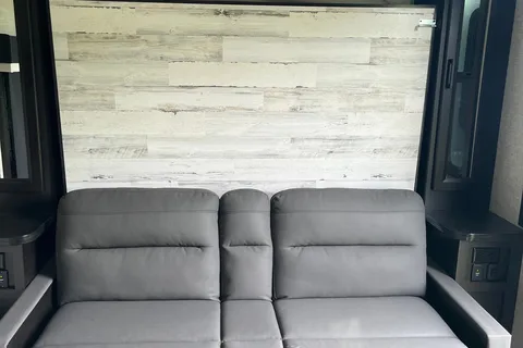 Rachel's Jayco Jay Feather Travel Trailer