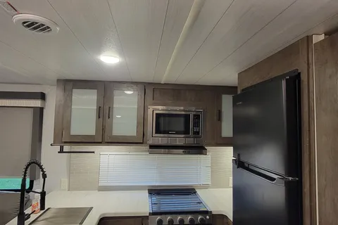 2022 Forest River Wildwood 27rk