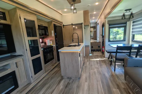 Mike's Forest River Sabre Fifth Wheel