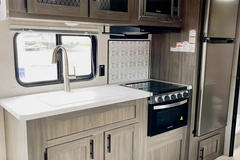 bailey-2021 Shasta RVs Shasta 18BH