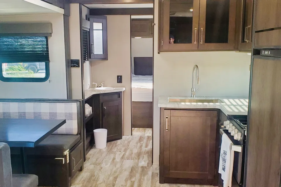 [11] Stress Free RVs - 2021 XXL - Transcend Xplor - 2BR 2BA Bunk
