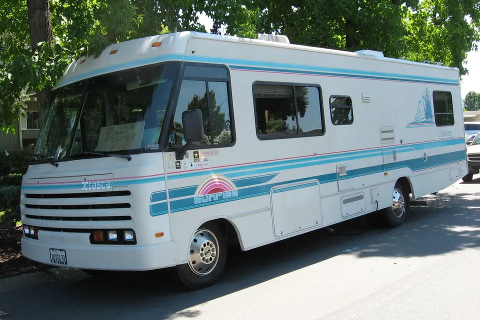 Sunniee the Winnebago Itasca Sunrise Class A