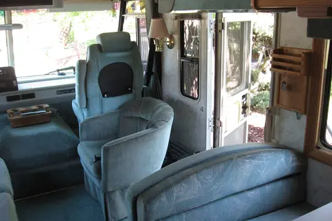 Sunniee the Winnebago Itasca Sunrise Class A