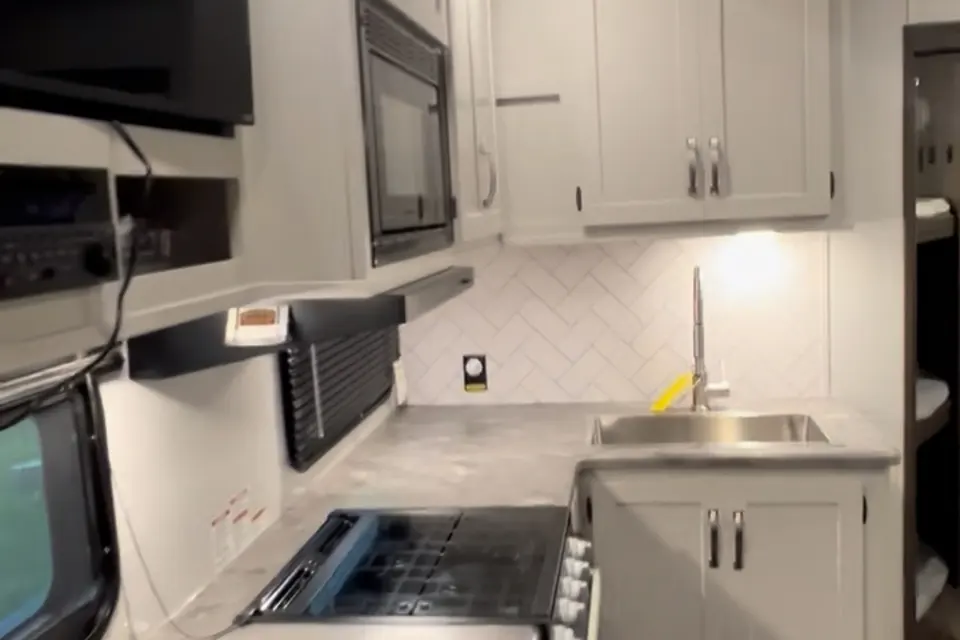Monarch MeadowsKeystone Cougar Fifth Wheel