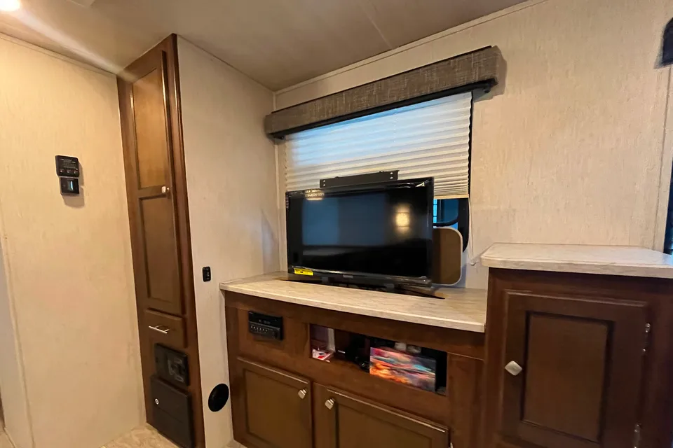Nish’s Spacious Heartland Wilderness  Travel Trailer