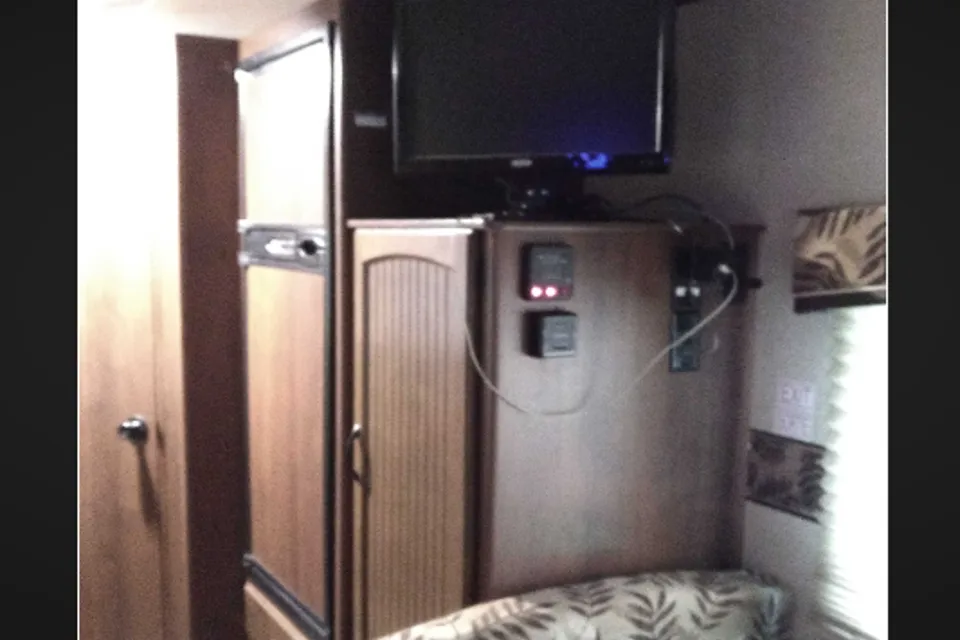 Jayco Jay Feather Hybrid
