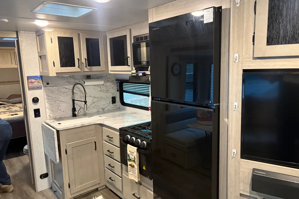 ricky's East to West Alta Travel Trailer