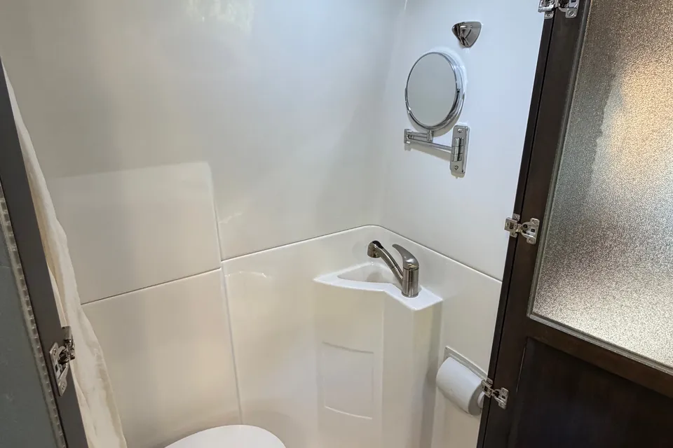 Konstantin's Coachmen 24sq Class B