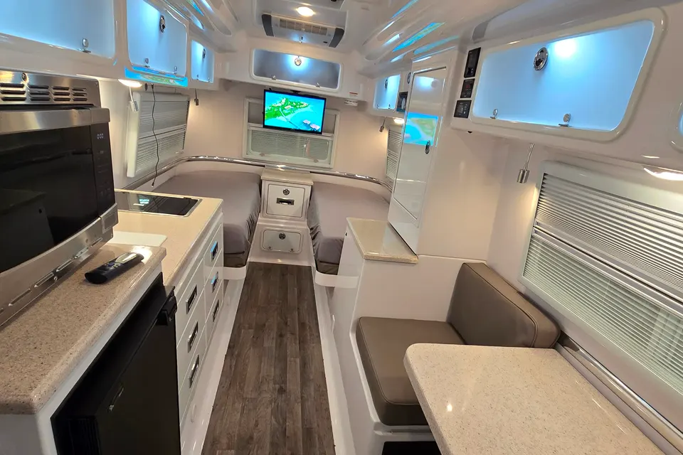Jacob's Oliver Legacy Elite 2 Platinum Travel Trailer