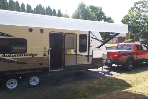 Dale's Starcraft Autumn ridge Travel Trailer