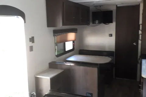Dale's Starcraft Autumn ridge Travel Trailer