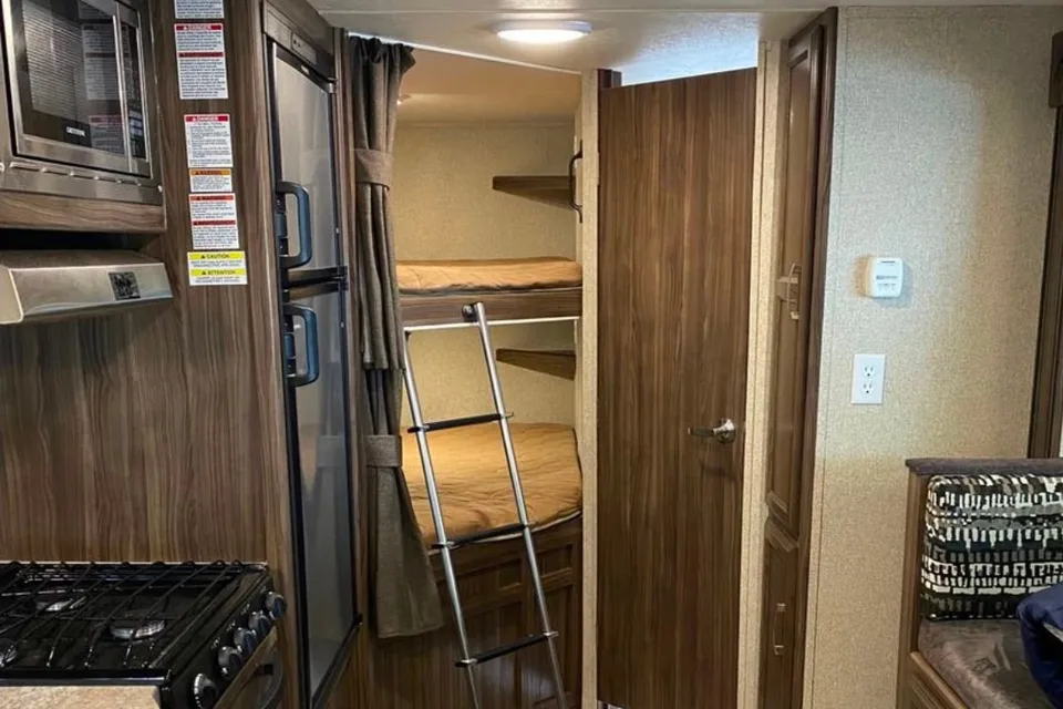 Nick & Mel’s Coachmen  Apex Travel Trailer