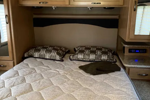 Shawn's Thor Motor Coach 29.2 Class A
