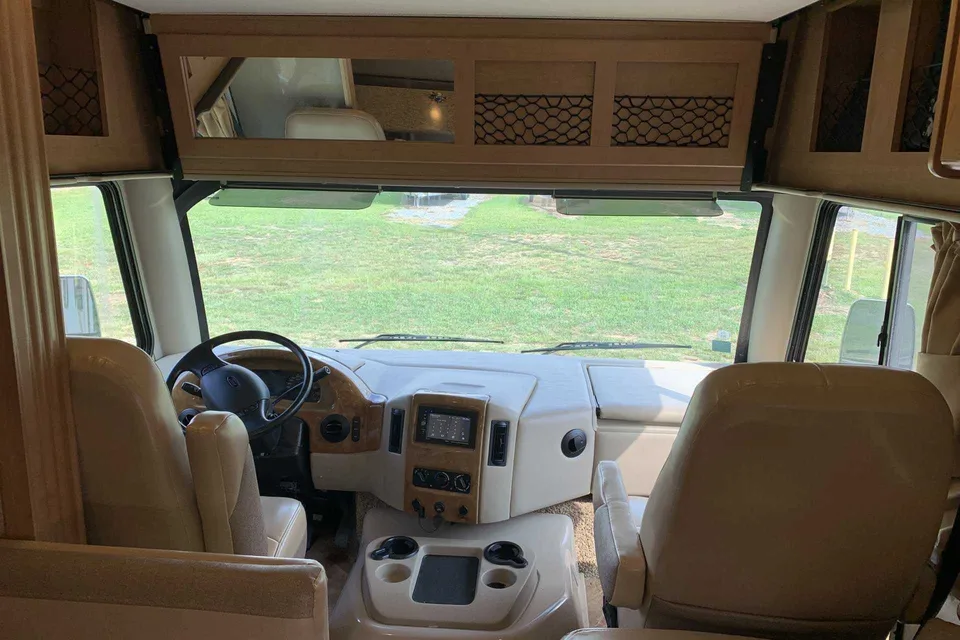 Shawn's Thor Motor Coach 29.2 Class A