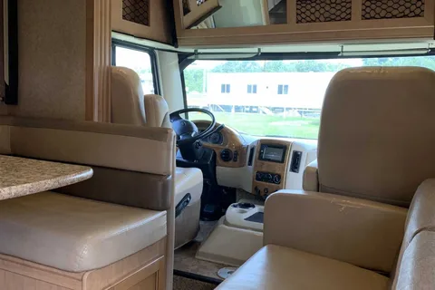 Shawn's Thor Motor Coach 29.2 Class A