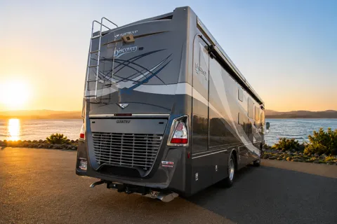 💜 Discovery Pie 💜 Luxury Class A • Sleeps 9 • Full Living Area