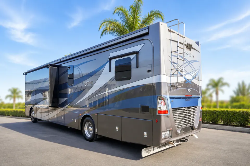 💜 Discovery Pie 💜 Luxury Class A • Sleeps 9 • Full Living Area