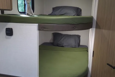 Cute and Effortless RV (Delivery Only) *GRAND OPENING SPECIAL*