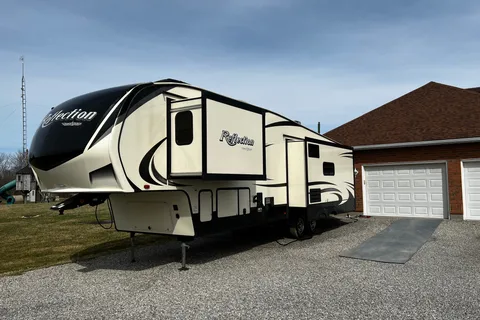 Luxurious Grand Design Fifth Wheel Trailer