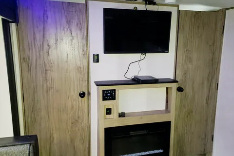 2022 Forest River 23DBH-L Travel Trailer