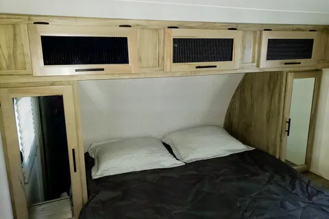 2022 Forest River 23DBH-L Travel Trailer