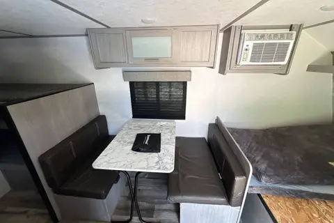 Kenny's Camper 2 Go
