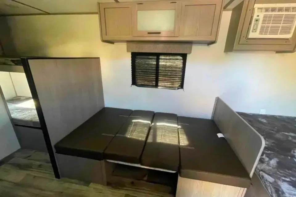 Kenny's Camper 2 Go