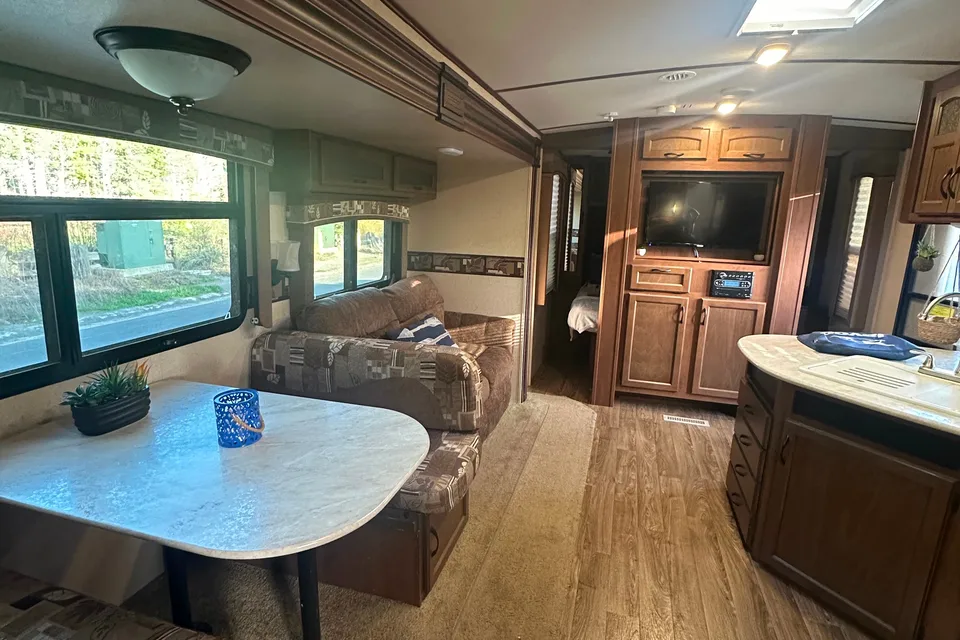 Spacious Tahoe Bunkhouse *Festival Friendly