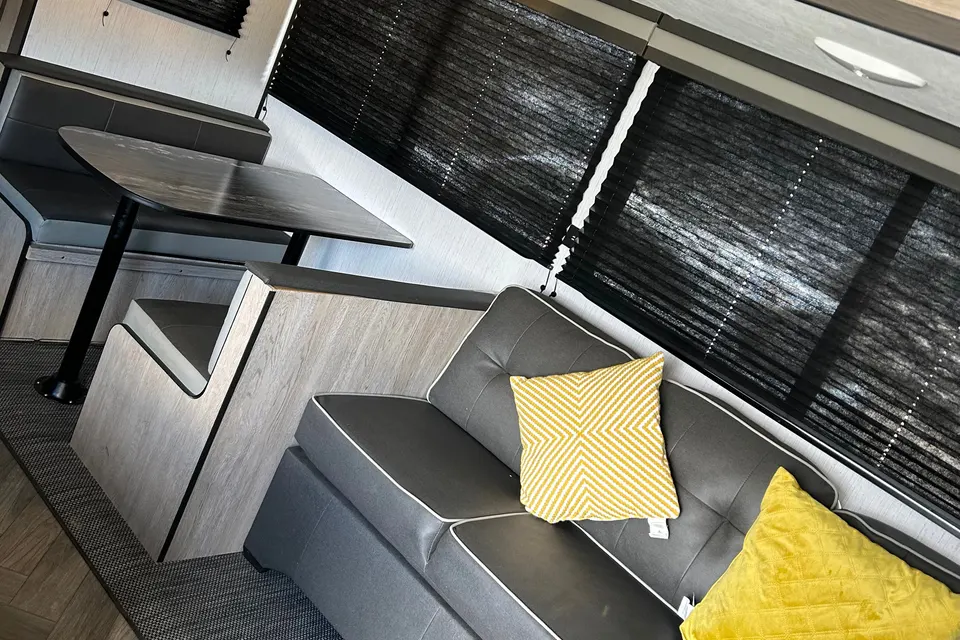 Rebecca's Heartland Prowler BR271 Travel Trailer