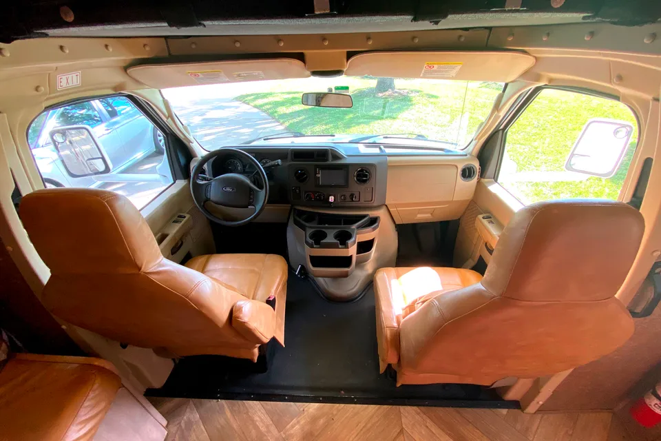 “Free Bird” Coachmen Freelander Class C