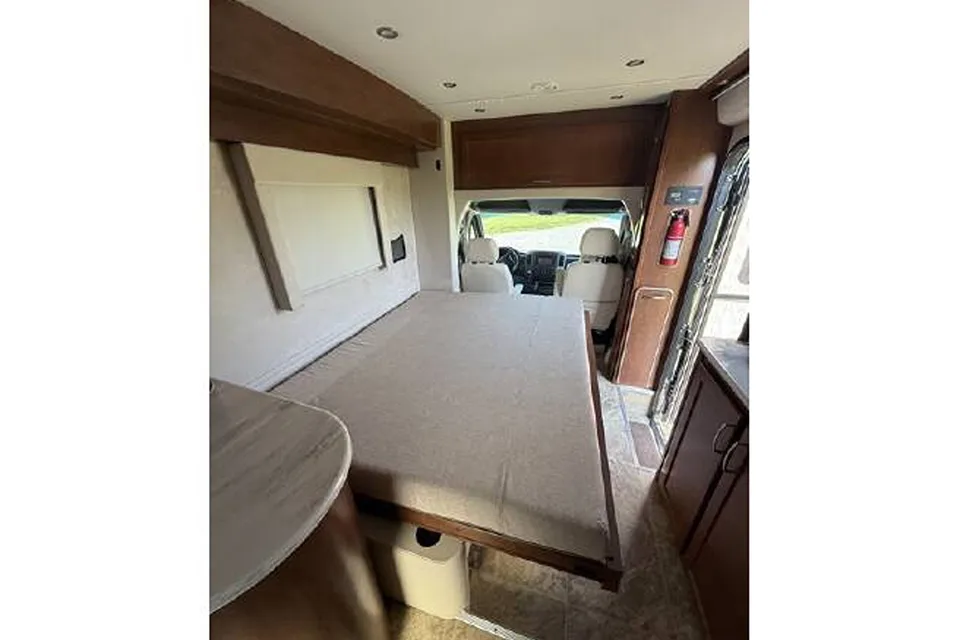 Natasha's Pleasure-Way Plateau XL Class B