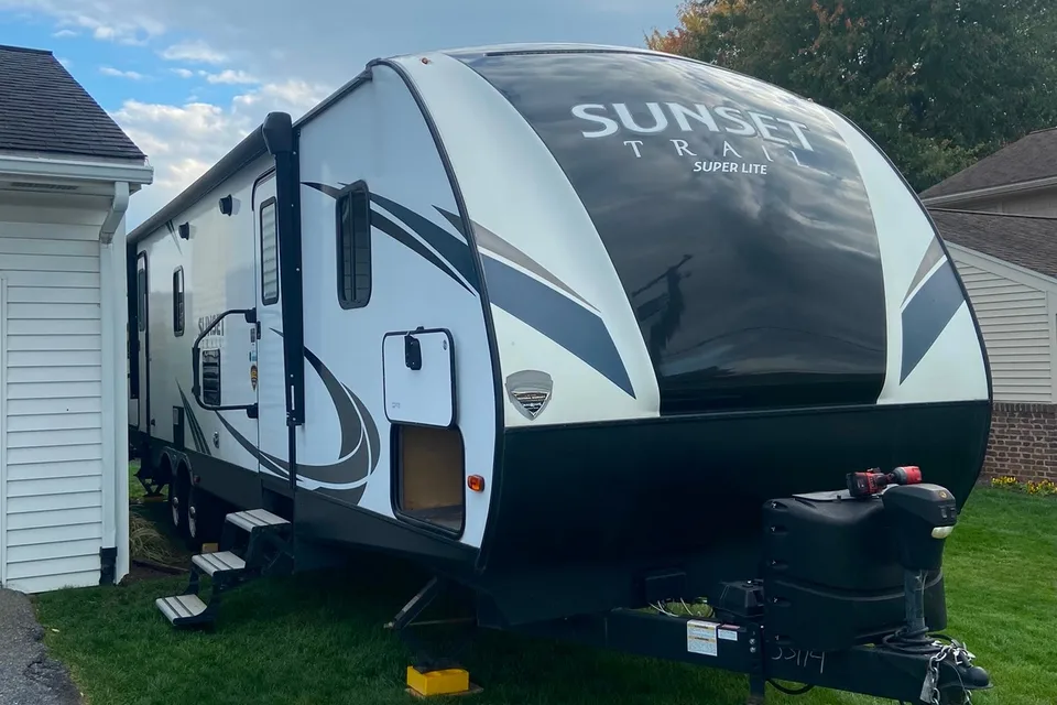 King Camper for Kids & Furry Friends