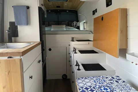 Go Go Giblet | All amenities included in the price