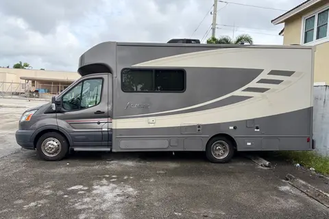 Chuck's Winnebago Fuse Class C