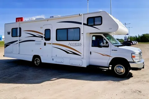 Maurice / Winnebago Access 29t