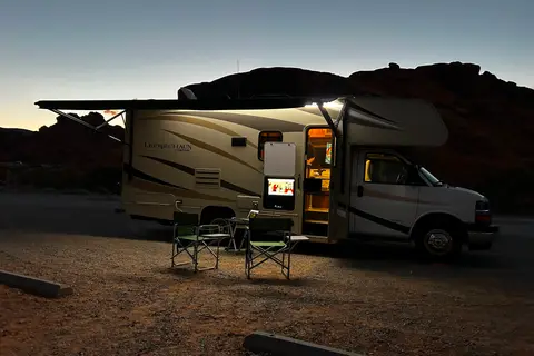 ❤️ Coachmen Leprechaun  Class C ❤️