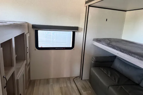 Brock's and Rhiannon’s Cozy Coachmen Northern Sprit  Travel Trailer