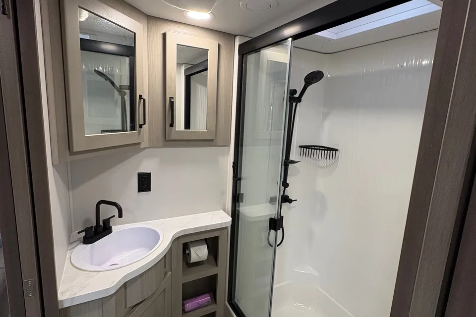 David's Grand Design 41G Momentum Fifth Wheel
