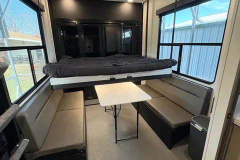 David's Grand Design 41G Momentum Fifth Wheel