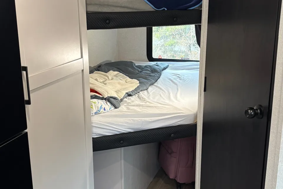 Jay Jay Prêt-à-Camper | Roulotte familiale livrée au camping
