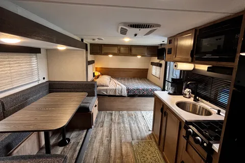 Wolf Pup limited Travel Trailer 24 ft