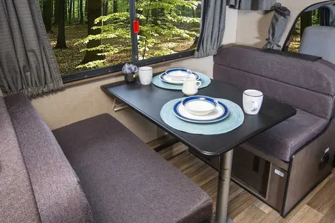 Marty's Thor Majestic 23 ft Class C Motorhome 