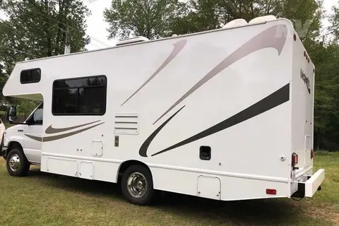 Marty's Thor Majestic 23 ft Class C Motorhome 