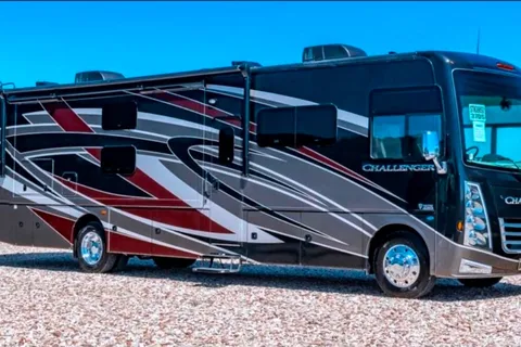 Challenger 2022 Thor Motor Coach - ONLY "G" License Required!