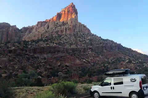 Spectacular Camper Van! Fully Stocked & Cozy Adventures with "Orca"