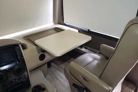 Luxury Class A Thor Challenger 37TB Bunkhouse - DELIVERY & SETUP by OWNER ONLY