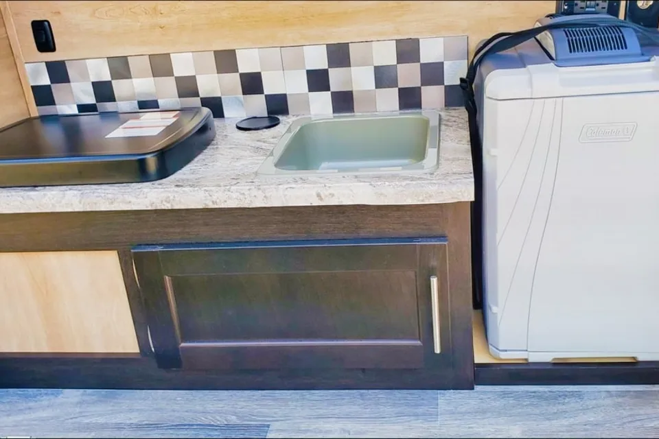 Braxton Creek 10HD Teardrop Trailer